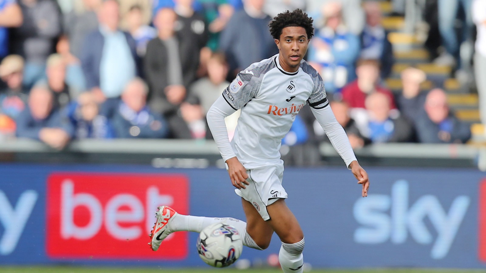 Bashir Humphreys in action for Swansea.